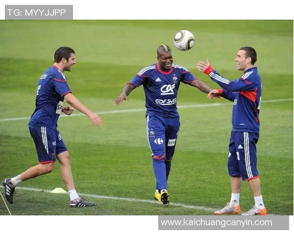 德国与法国足球历史交锋记录分析与战绩回顾